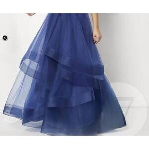 NEW STUDIO 17 women's prom dress in navy